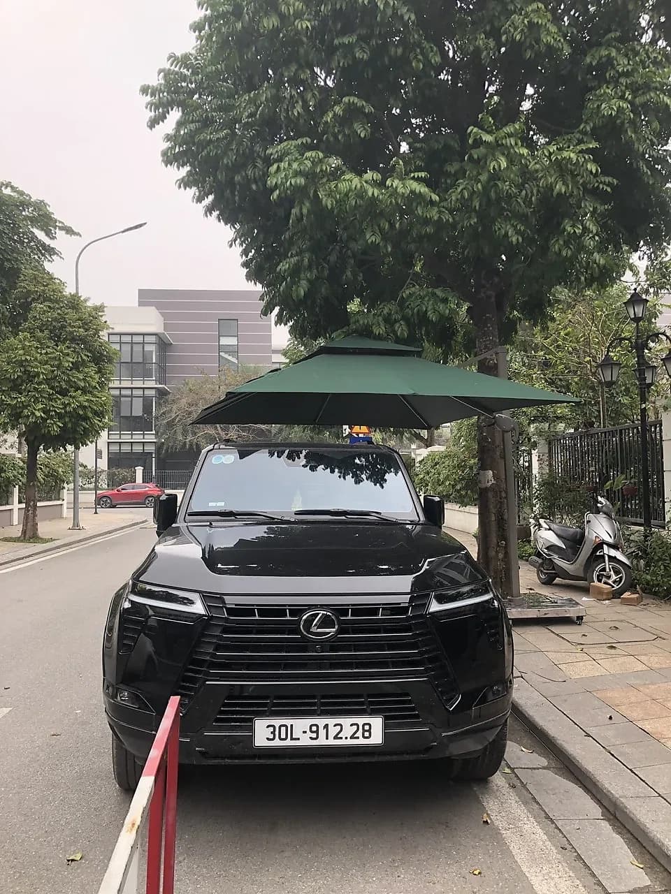 Lắp dù lệch tâm vuông 3m che xe tại Sky 176 Định Công - ảnh 3